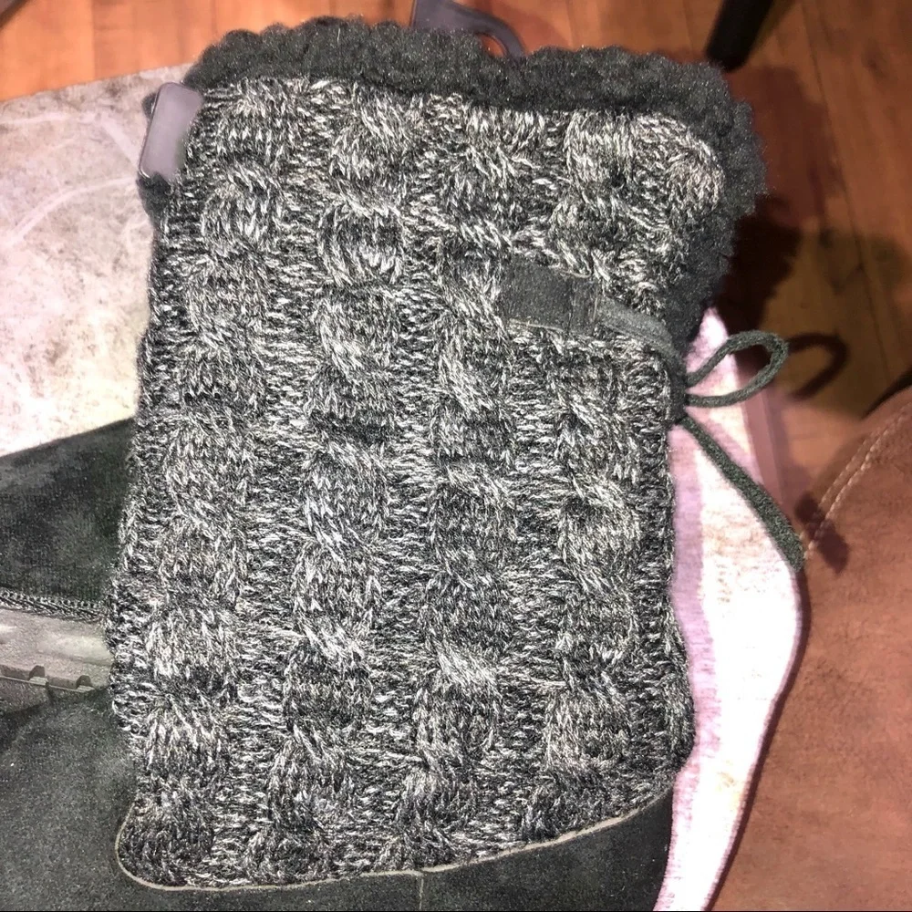 Muk Luks women’s Knit Boots Dark gray and black 7